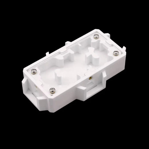 Four-way ant nest connector with interchangeable ports