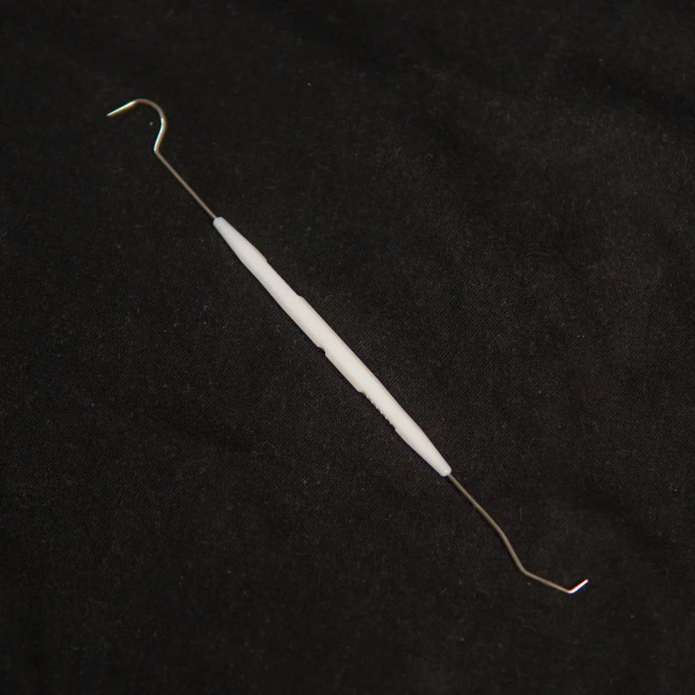 Ant nest cleaning hook for reaching narrow chambers